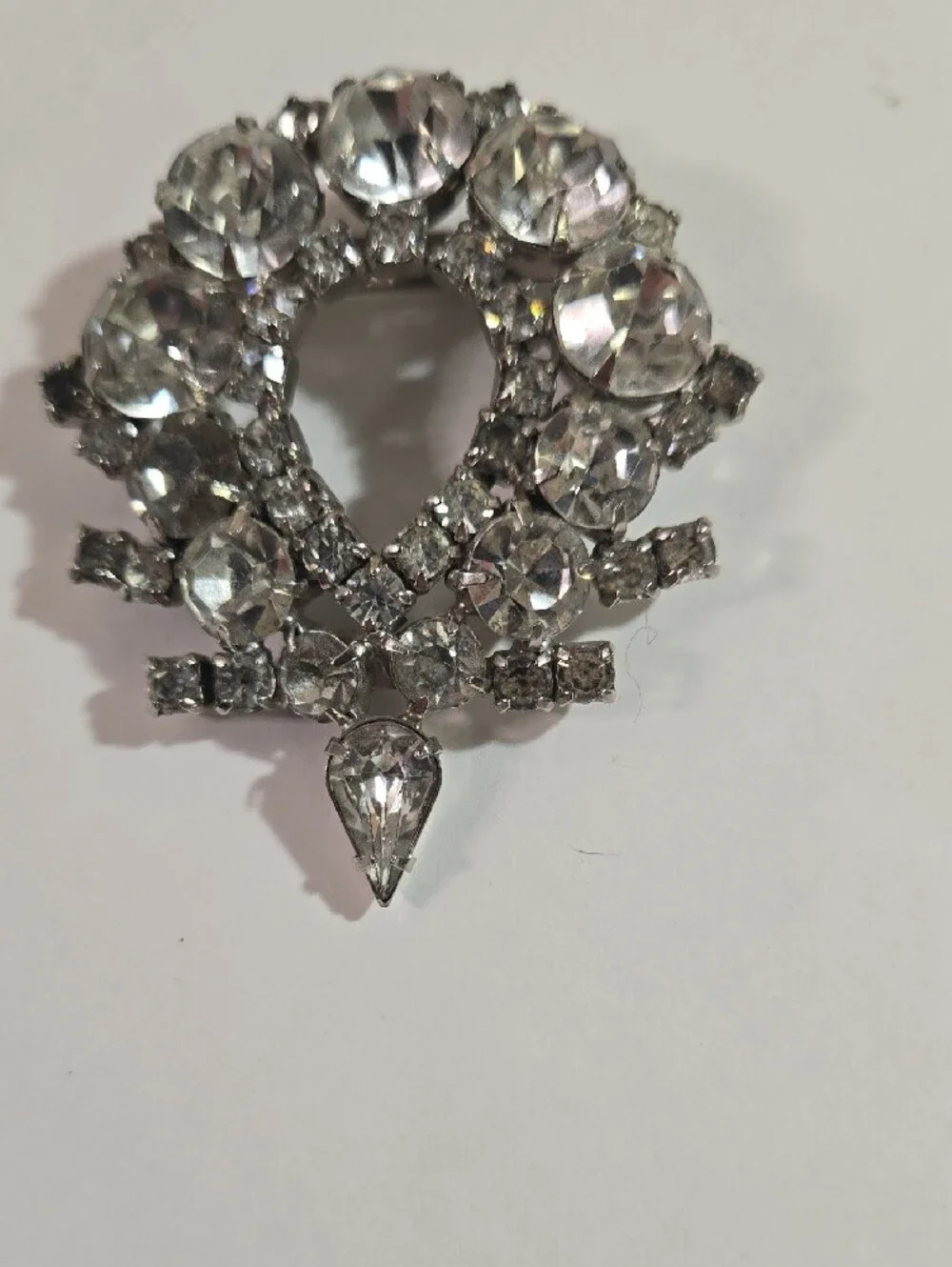 unknown silver tone